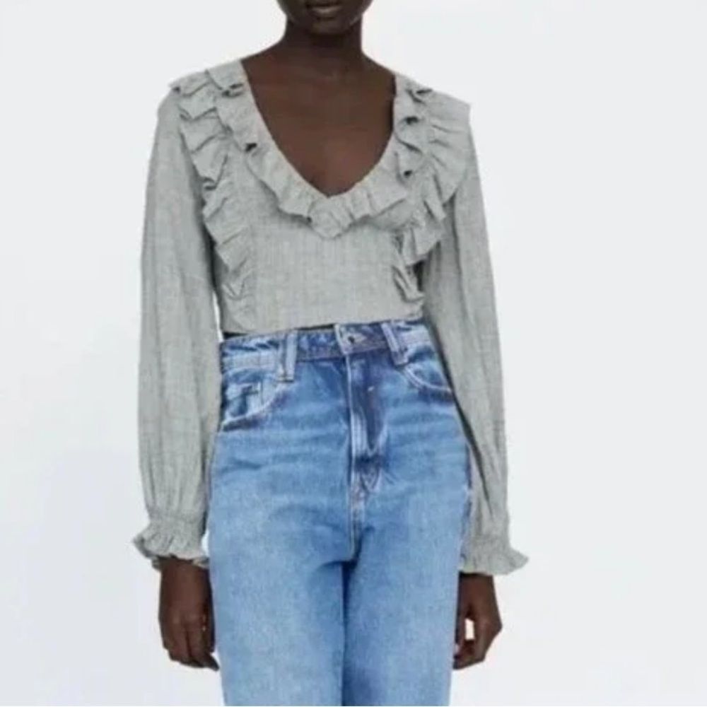 Zara gray ruffled cropped peasant blouse Victorian
